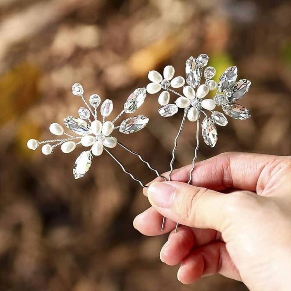 NWT Pearl & Crystal Floral Hair Pins